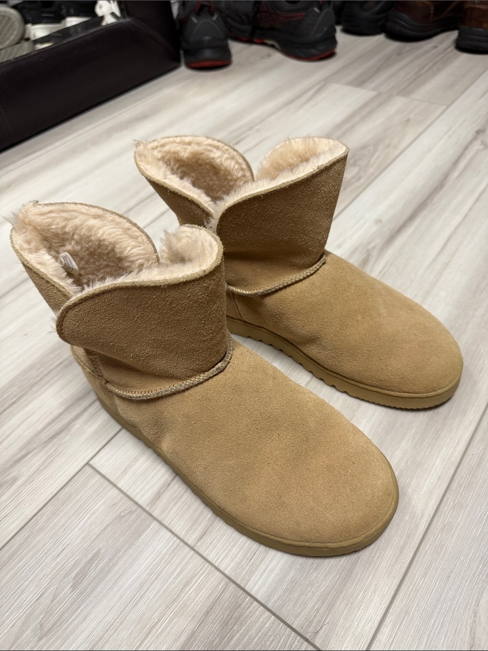 Dearfoam Tan Genuine Suede Winter Boots